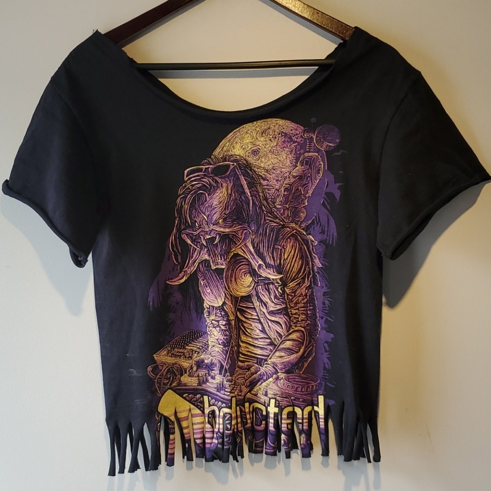 Custom Adbucted shirt - Picture 2 of 6